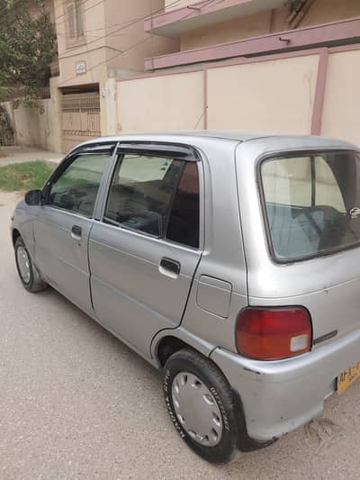 Daihatsu Cuore Auto 2004