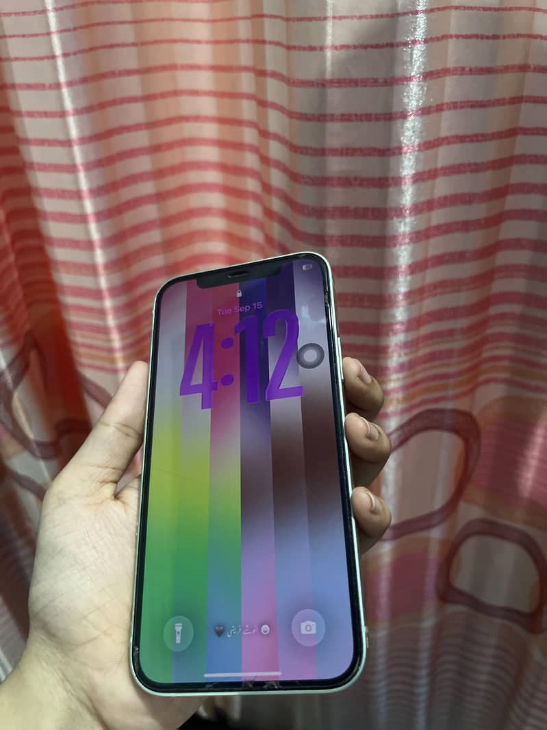 Apple iPhone 12 1