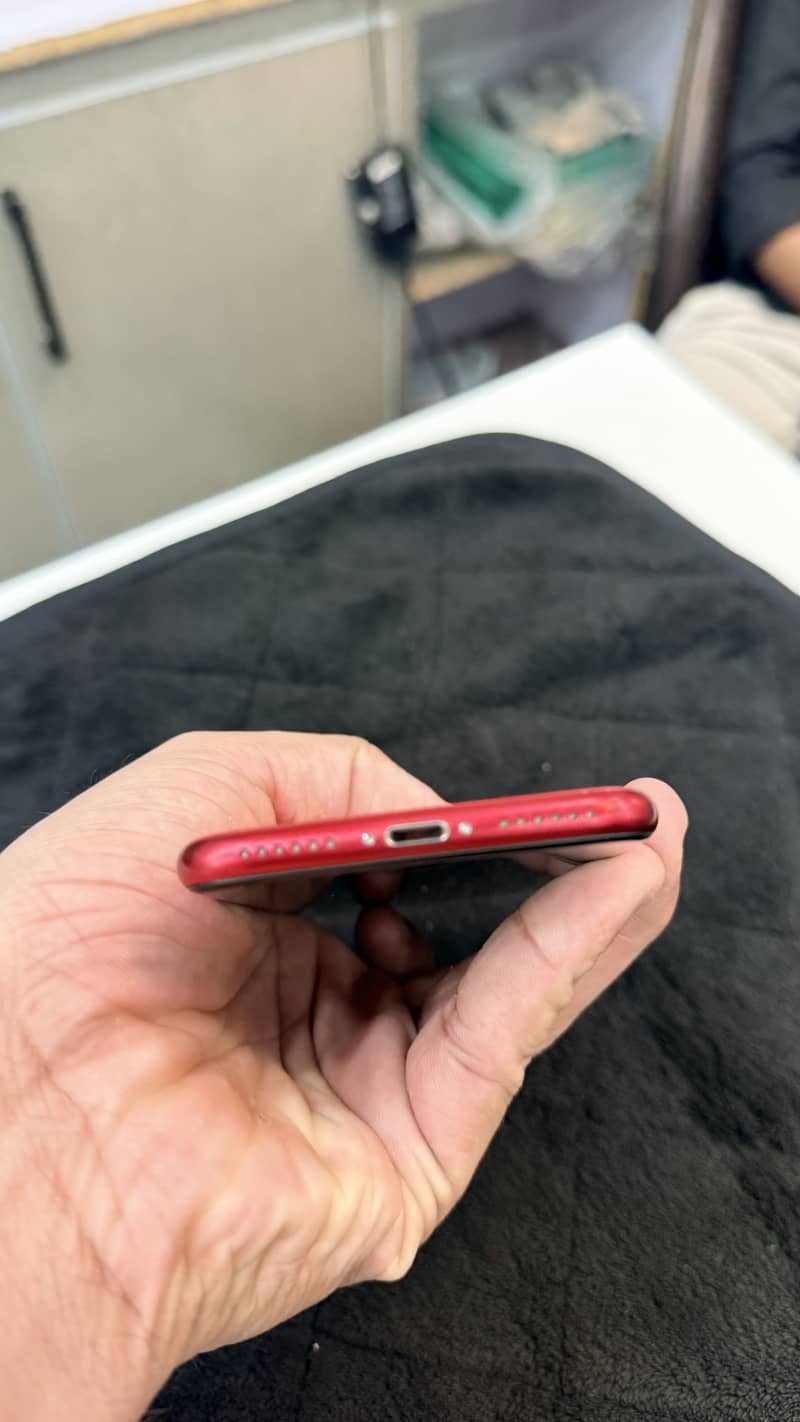 Apple iPhone SE 3