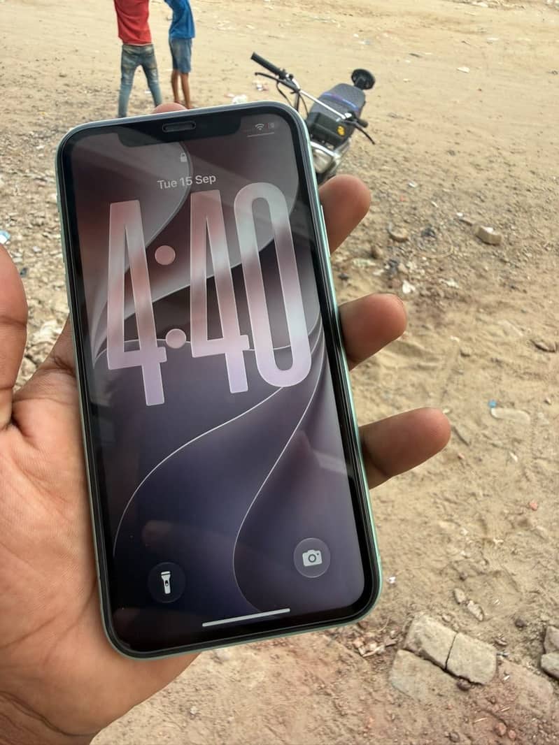 Apple iPhone 11 1