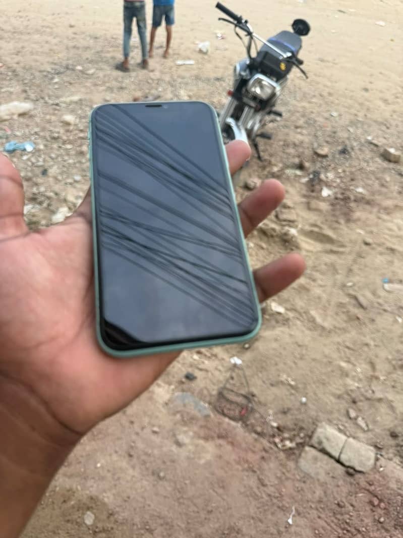 Apple iPhone 11 2