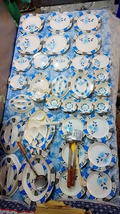 dinner set