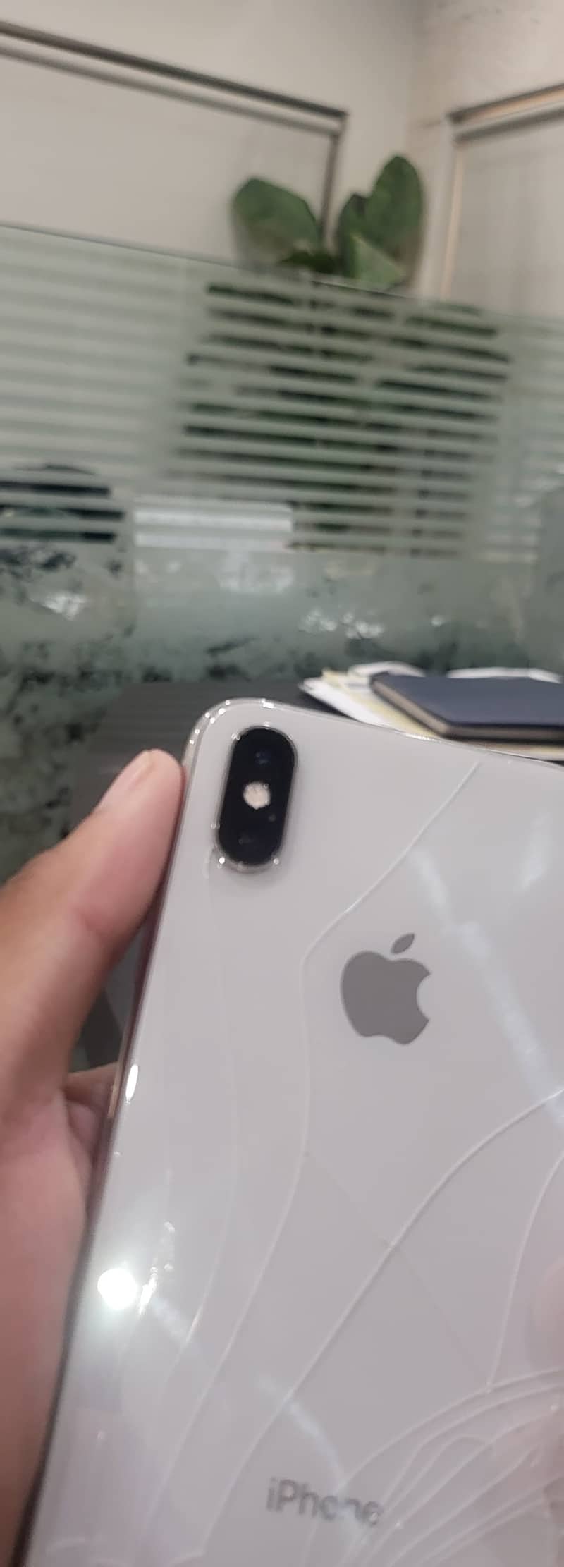 Apple iPhone XS 3