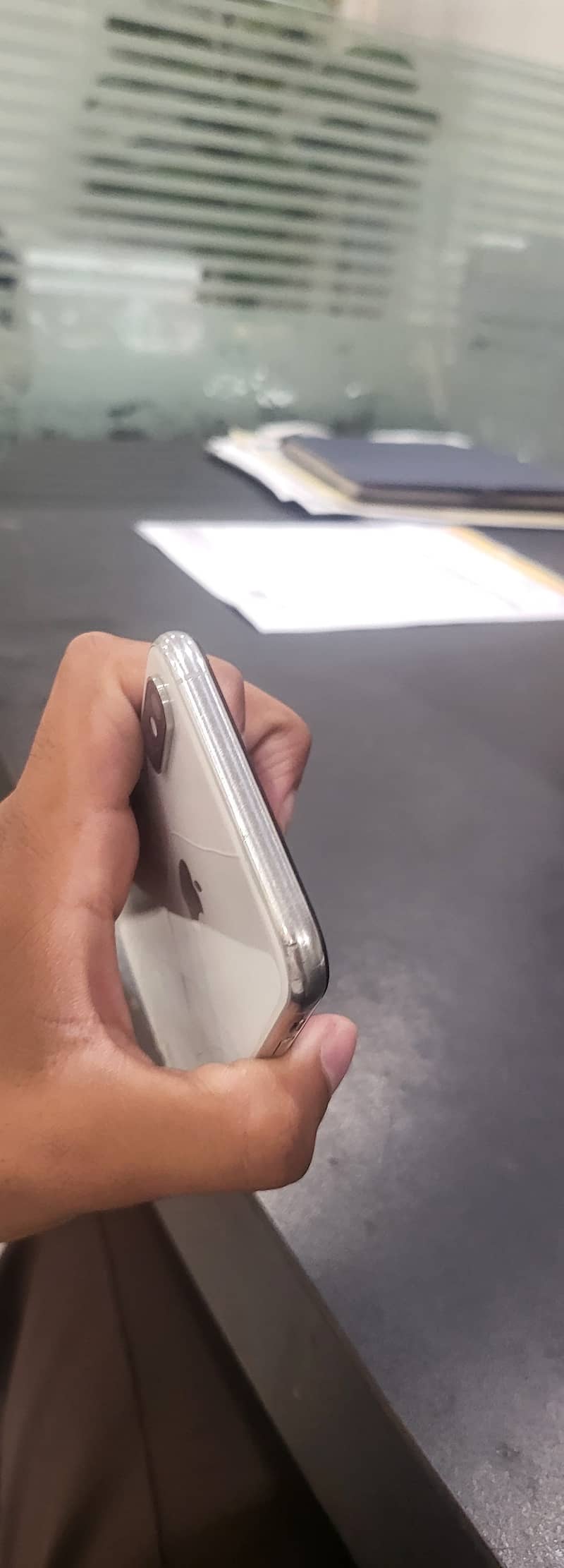 Apple iPhone XS 6