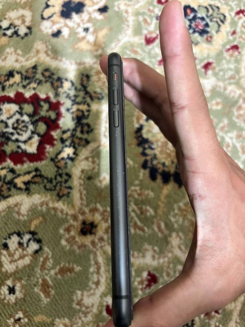iPhone 11 jv 3