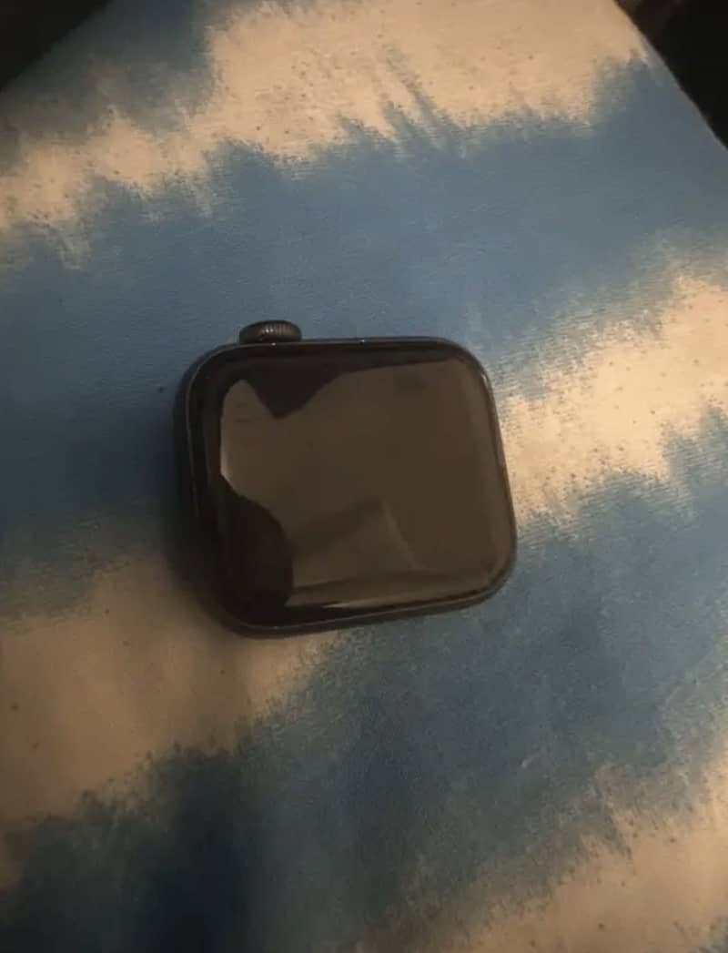 Apple watch se2 1
