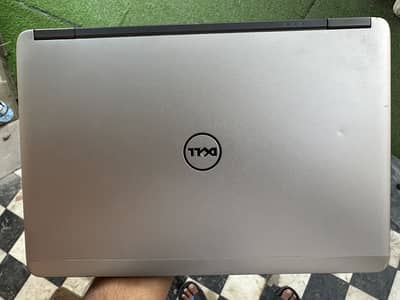 Dell Latitude E7240