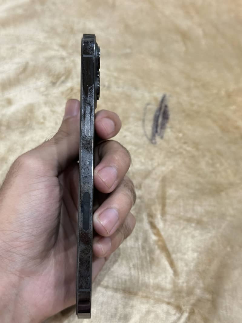 Apple iPhone 12 Pro Max 5