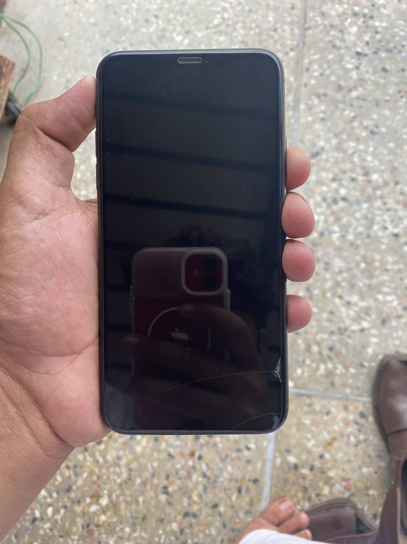 Apple iPhone 11 Pro Max 13