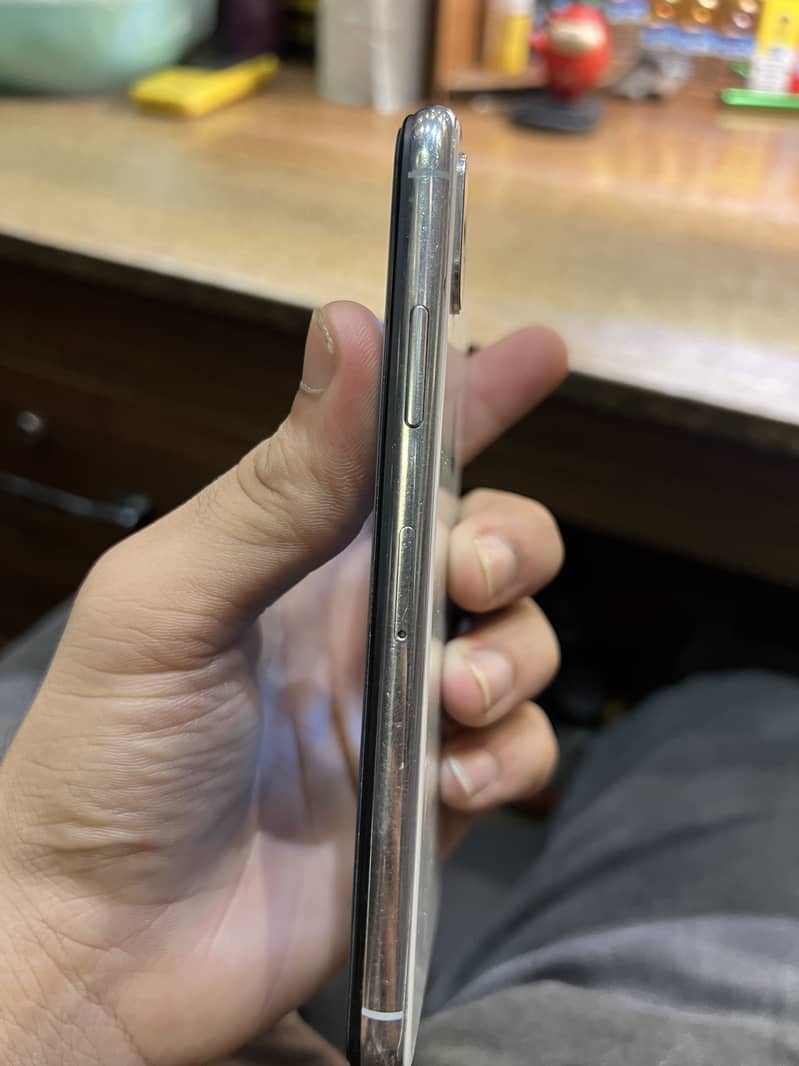 Apple iPhone X 2