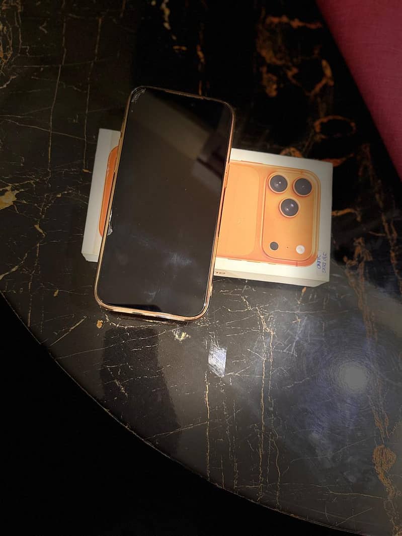 Apple iPhone 17 Pro Max 2