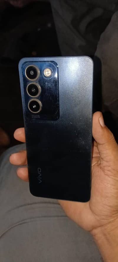 Vivo Y100
