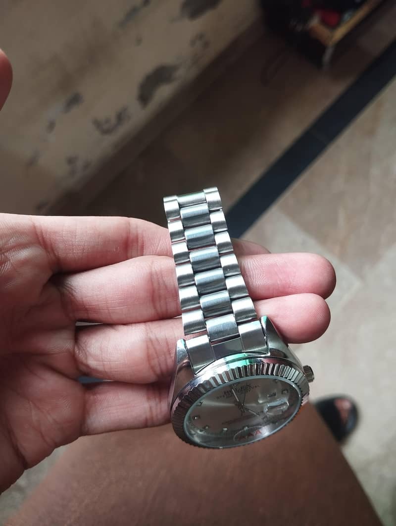 watch 2