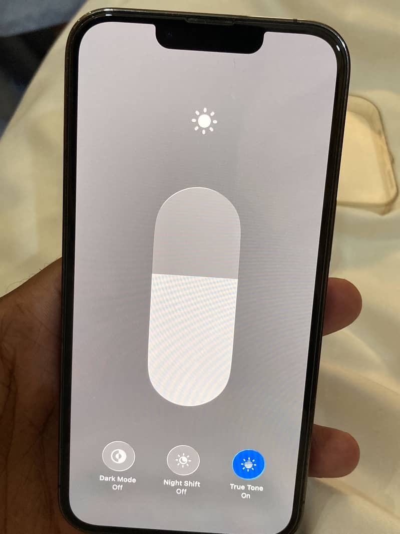 Apple iPhone 13 Pro 3