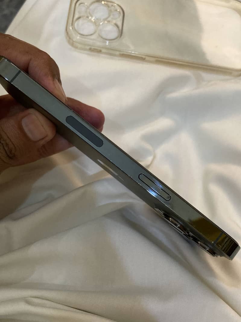 Apple iPhone 13 Pro 7