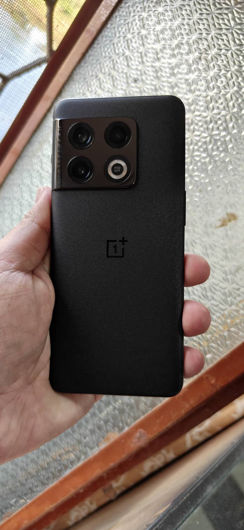 OnePlus 10 Pro 1