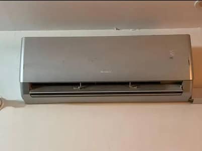 Gree Inverter Split Ac Avaliable For Sale In Good Condition