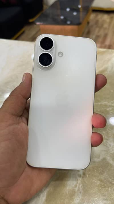 Apple iPhone 16 PTA APPROVED