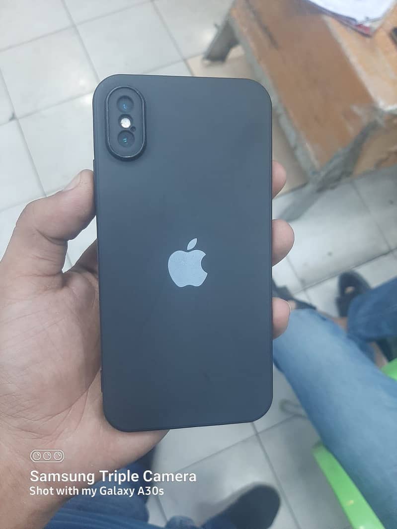 Apple iPhone X 2