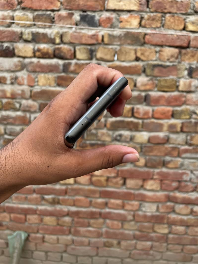 Google Pixel 6a 3