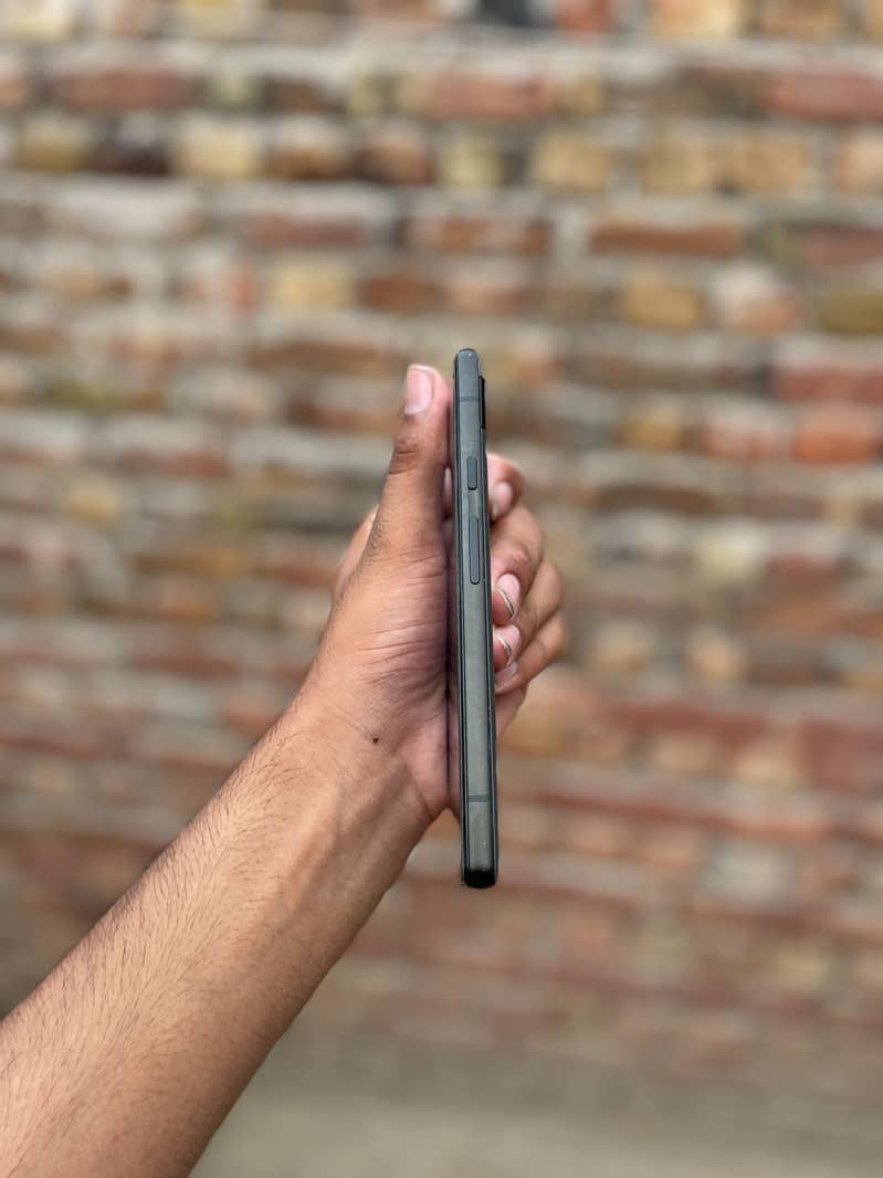 Google Pixel 6a 4