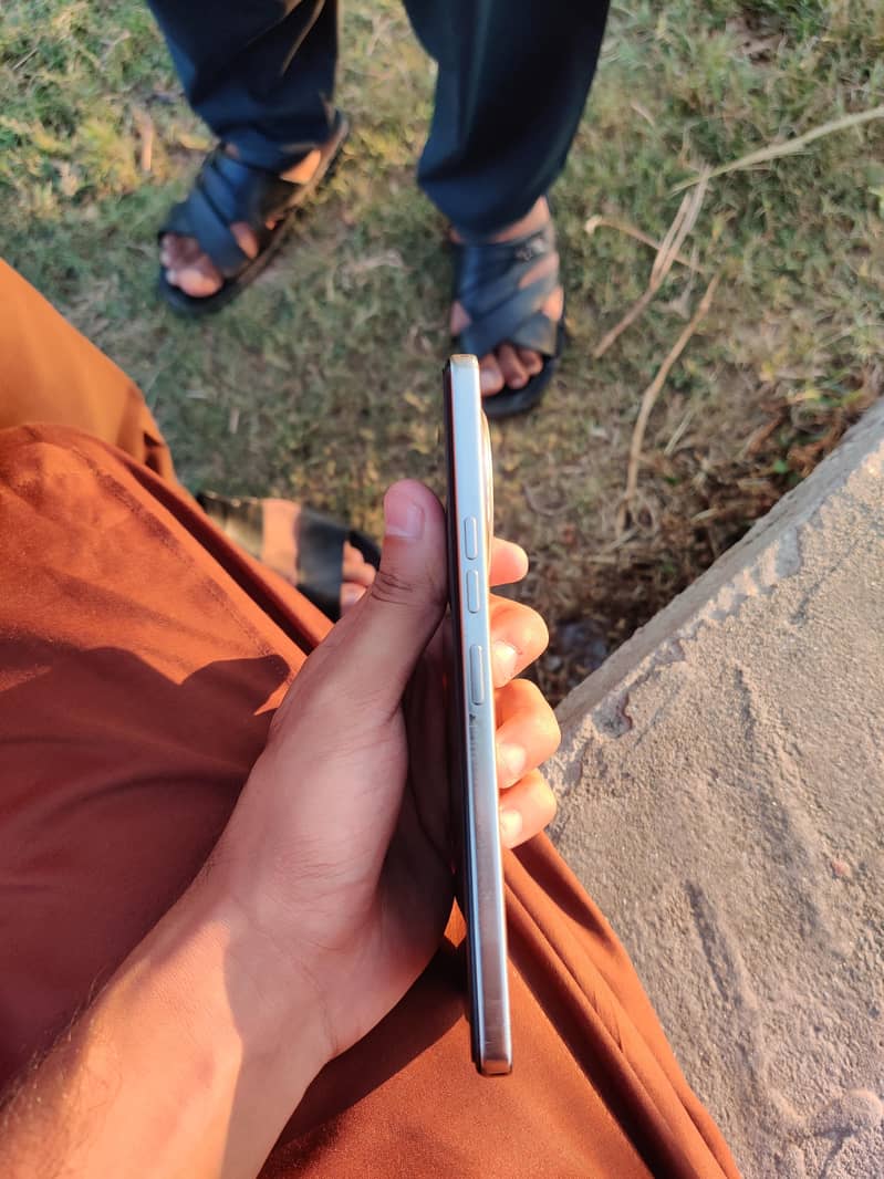 Tecno CAMON 30 4