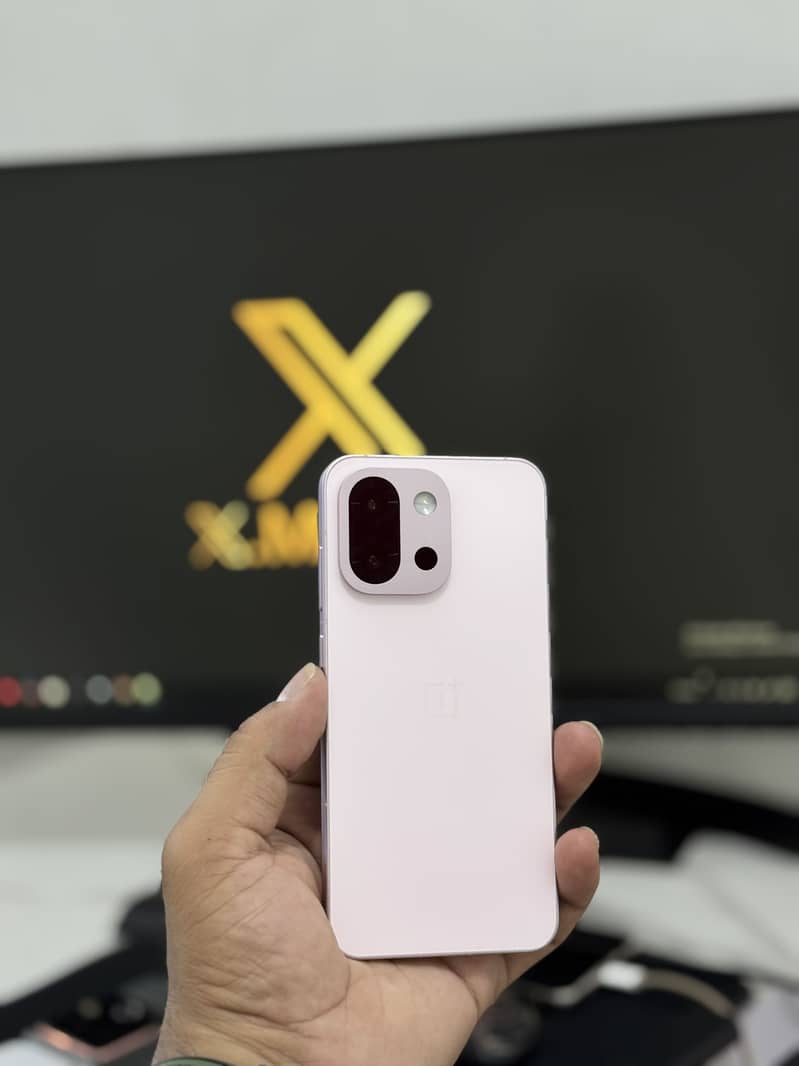 One Plus 13T 1