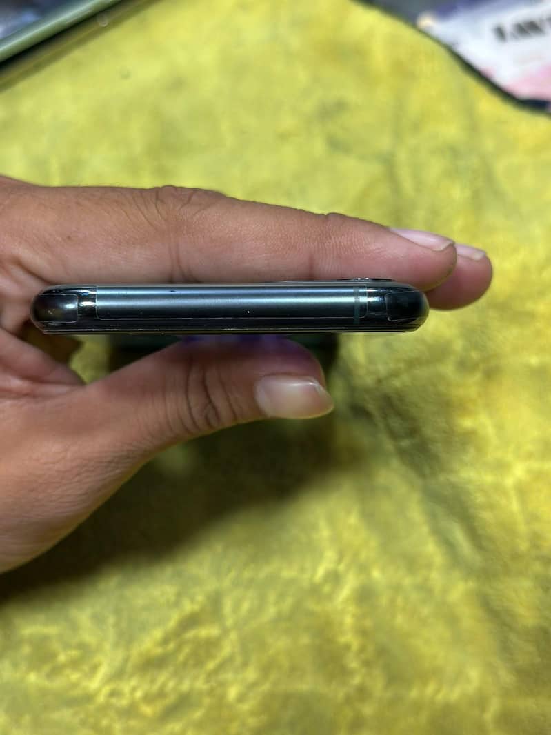 Apple iPhone 11 Pro 5