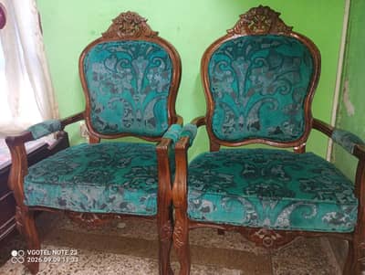 2 chairs in A1 condition, no need any work just buy and use