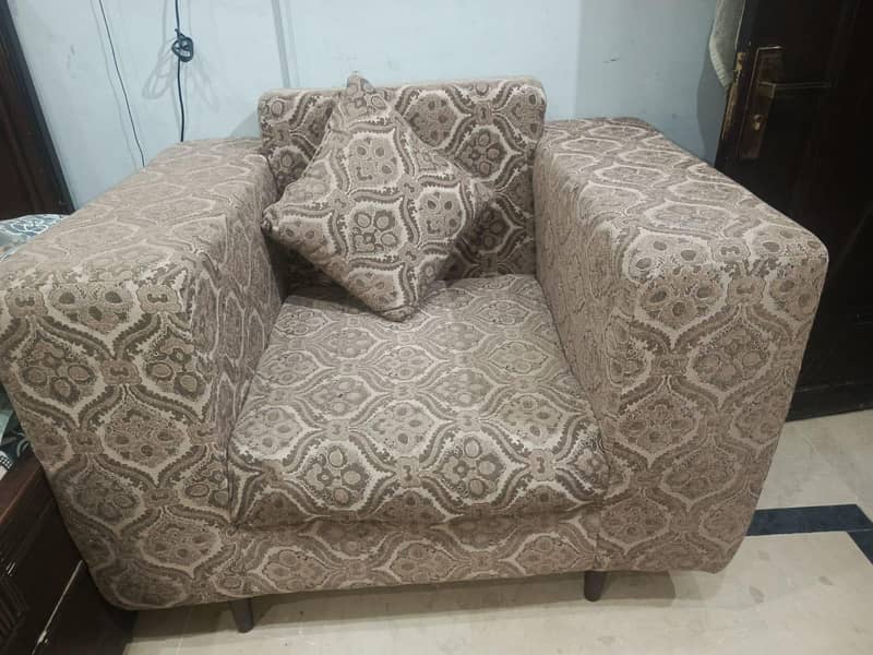 selling sofa . . comfortable 6