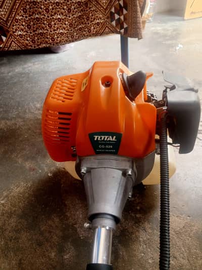 15500  cutting grass  teen din sirf use Hua Hai