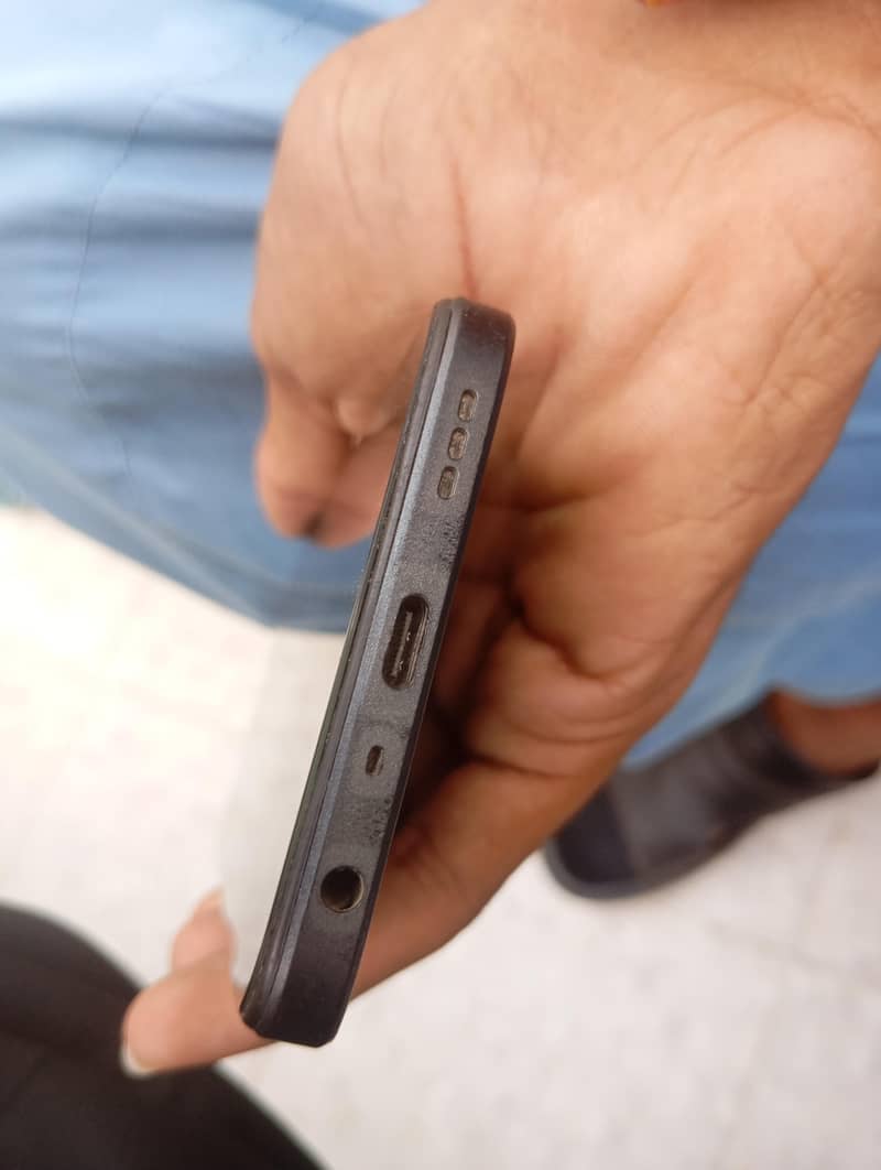 OPPO A18 1