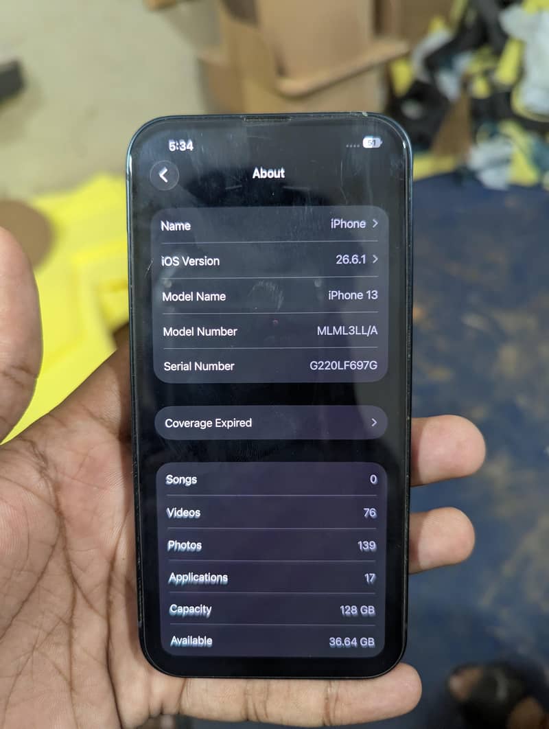 Apple iPhone 13 6