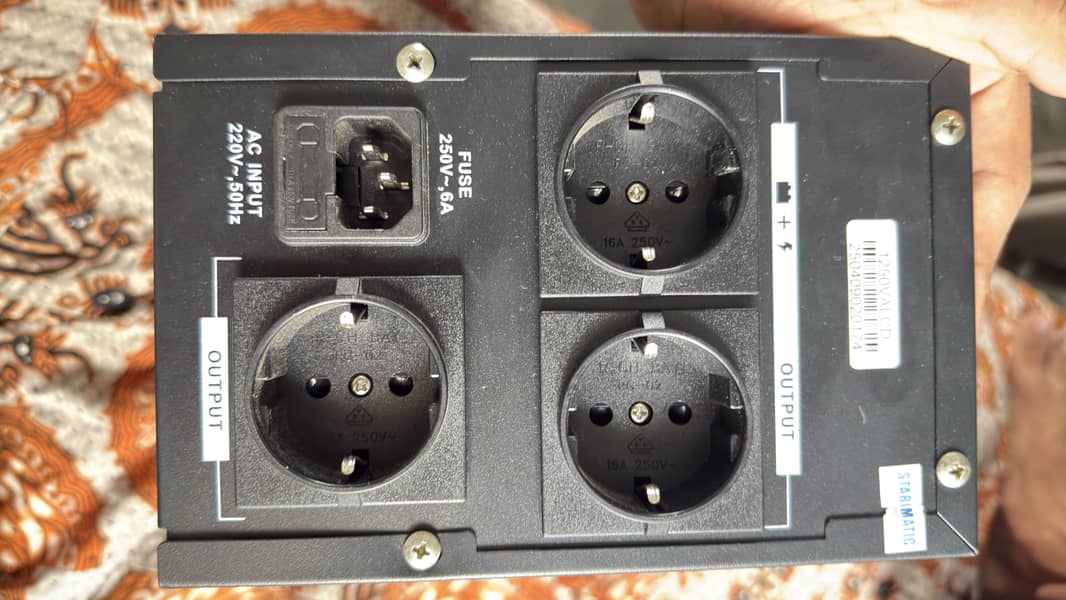 Stabimatic 1250VA 4