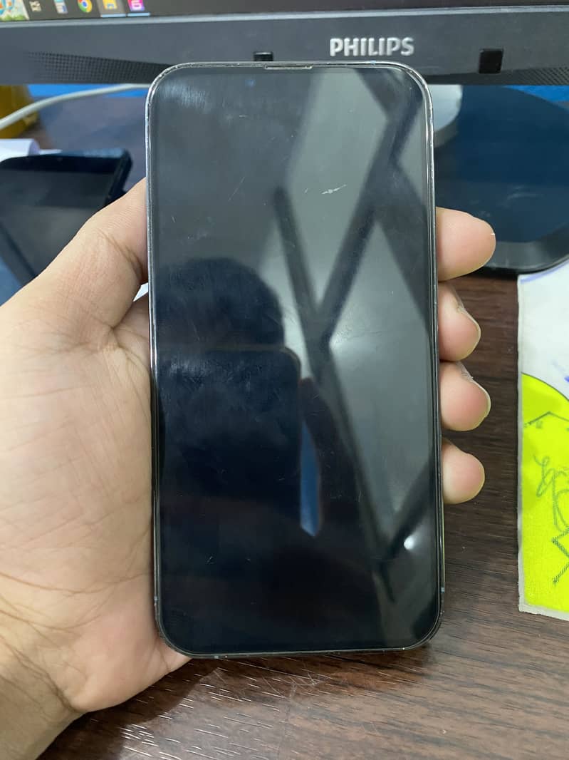 Apple iPhone 13 Pro 1