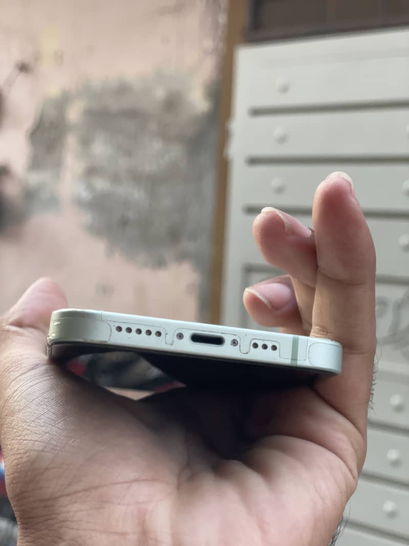 Apple iPhone 12 5