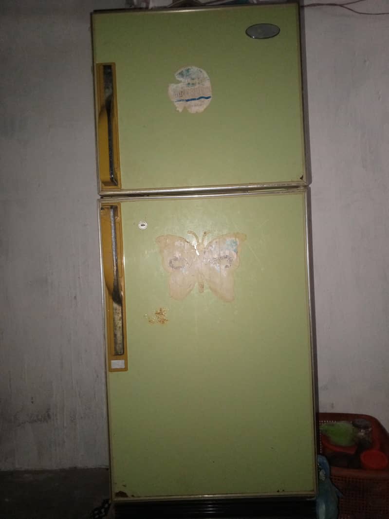 Refrigerator 0