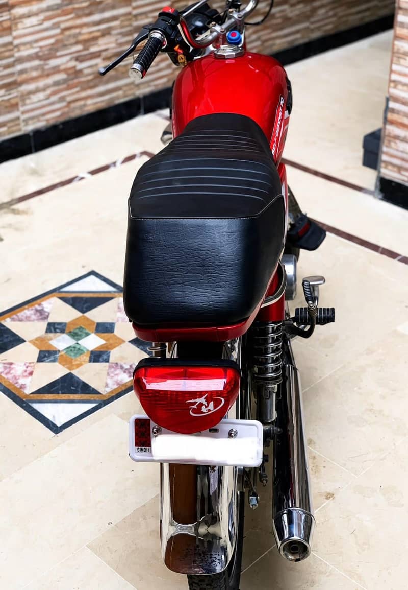 Unique UD 70 1