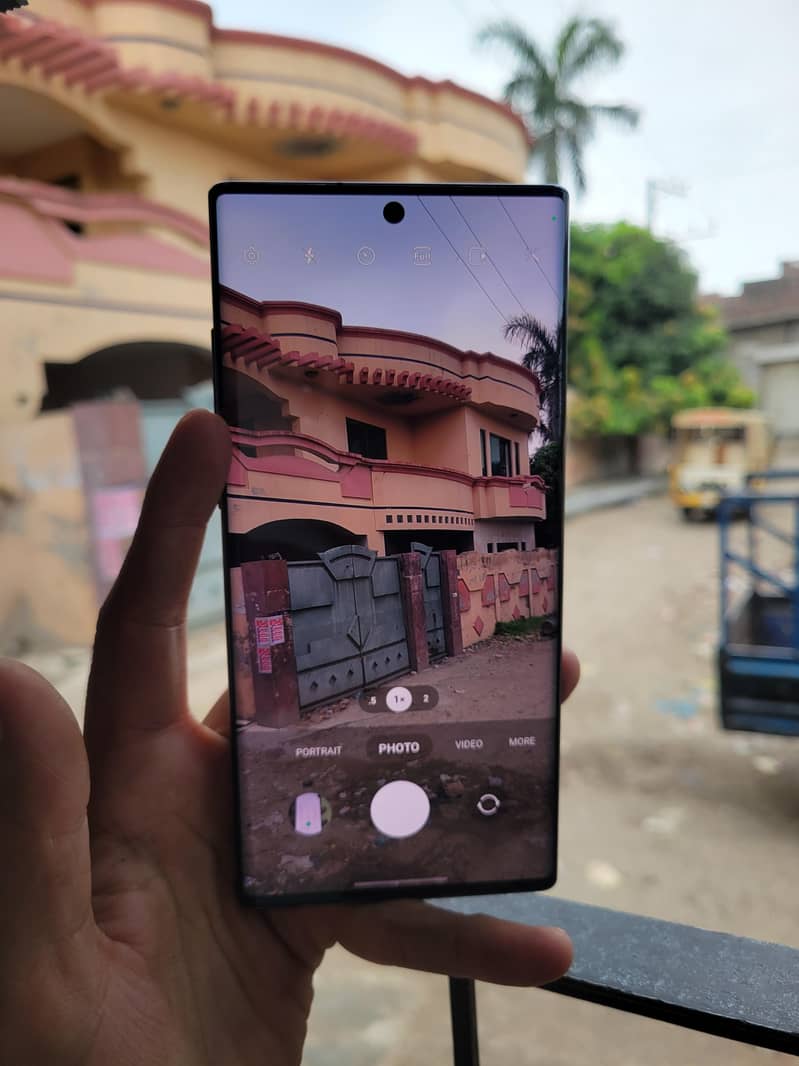 Samsung Mobile Note 10 Plus 5