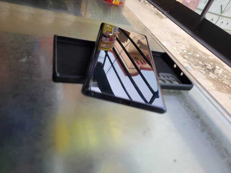 Samsung Mobile Note 10 Plus 11
