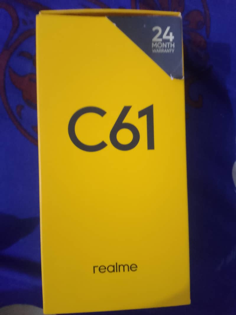 Realme C61 1