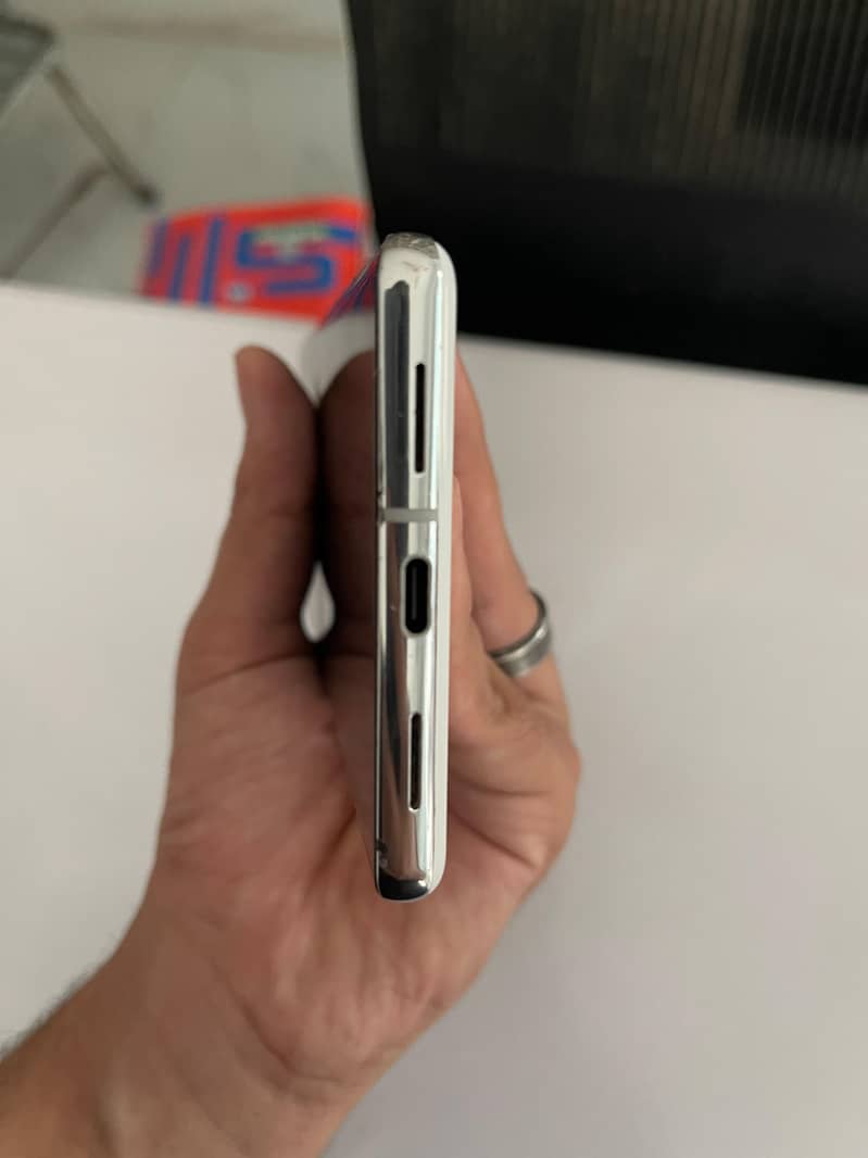 Google Pixel 7 Pro 4