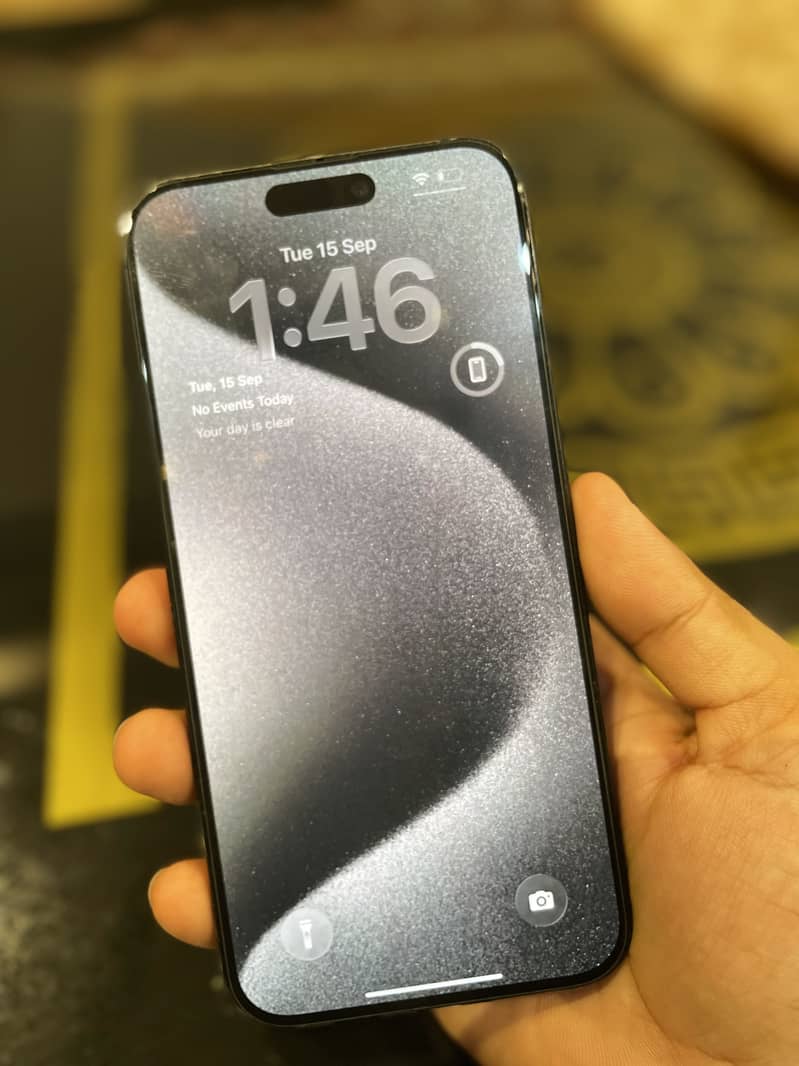 Apple iPhone 15 Pro Max 0