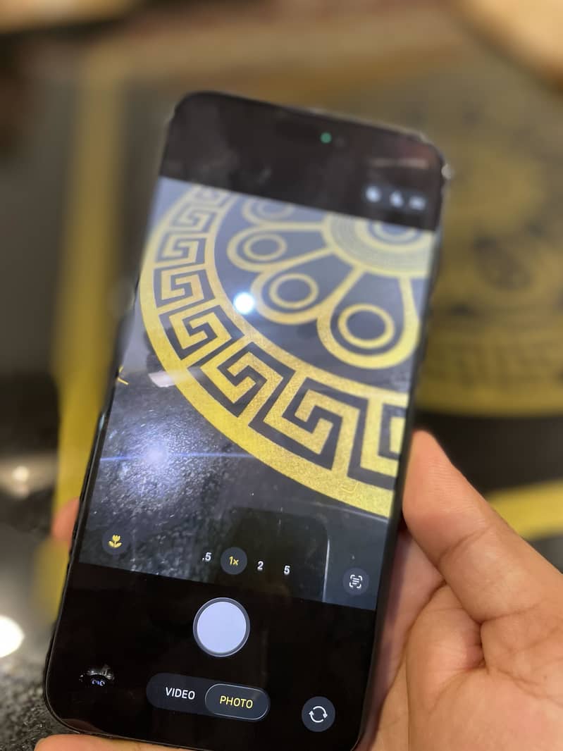 Apple iPhone 15 Pro Max 6