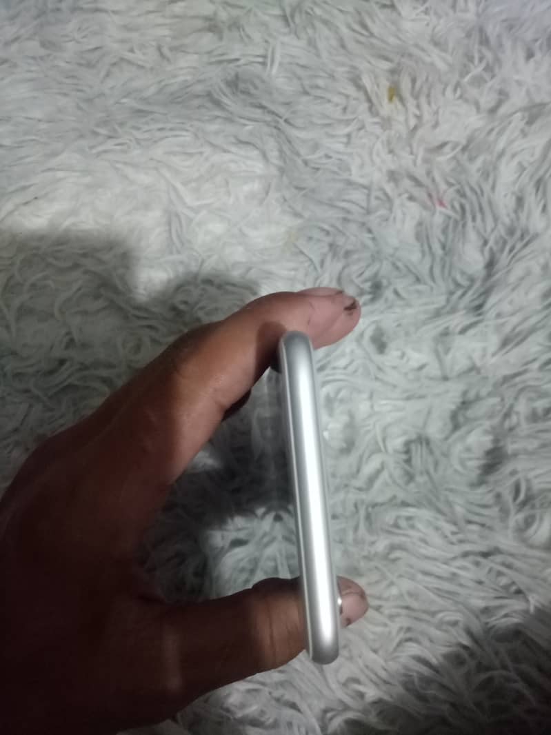 Apple iPhone 6 2