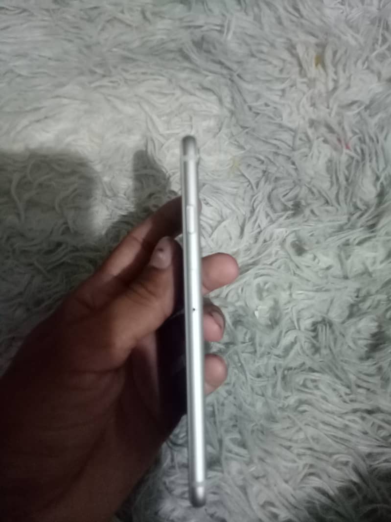 Apple iPhone 6 4