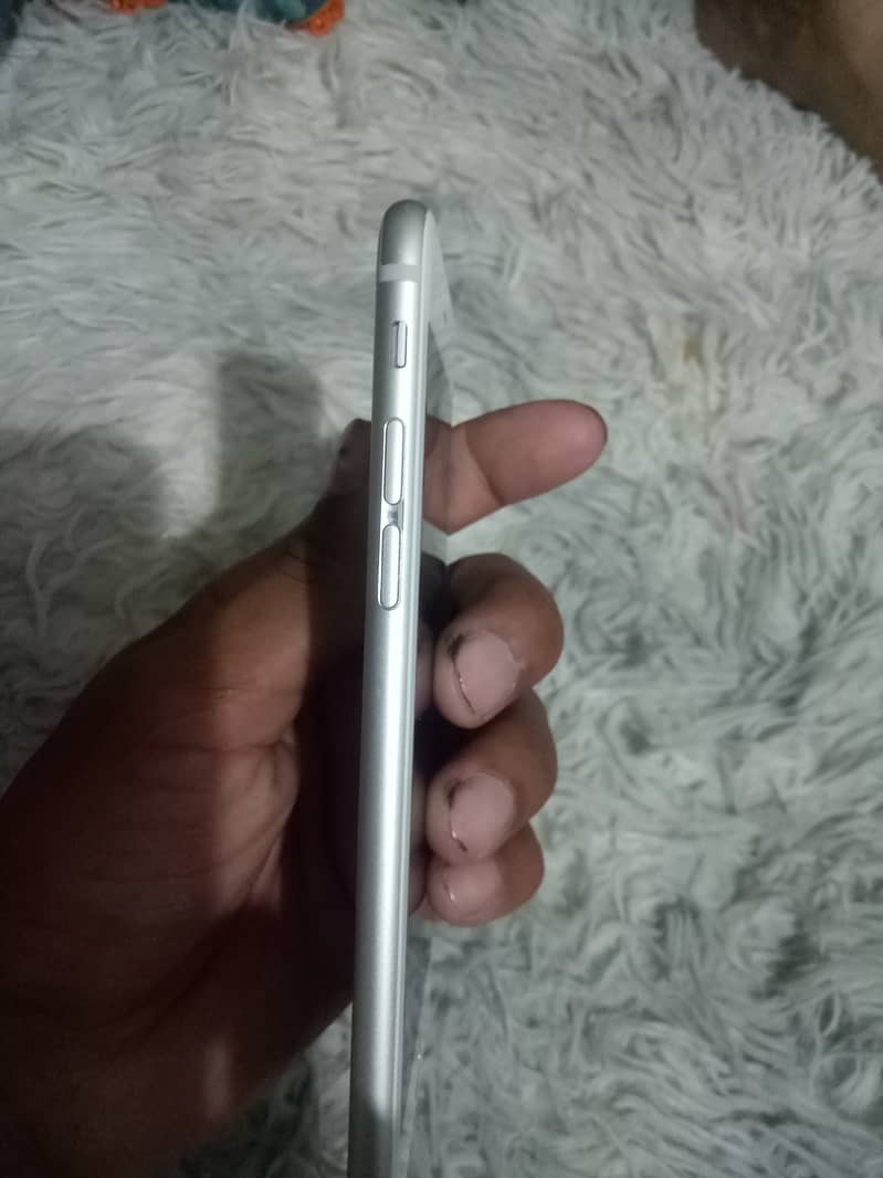 Apple iPhone 6 5