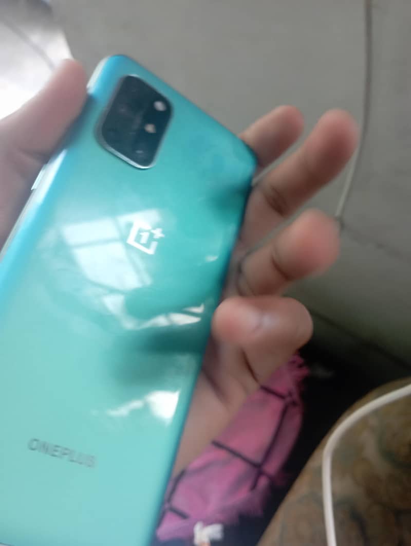one plus 8t 1