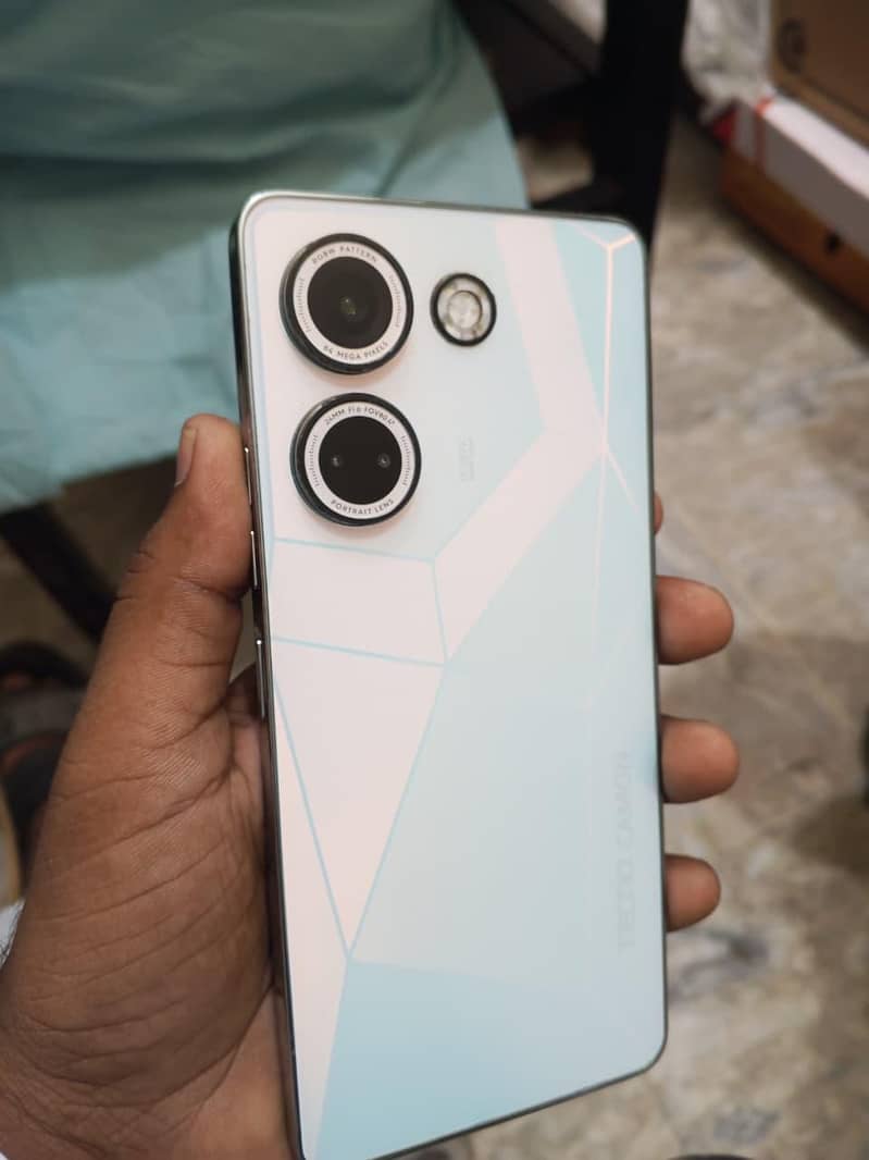 Tecno CAMON 20 4