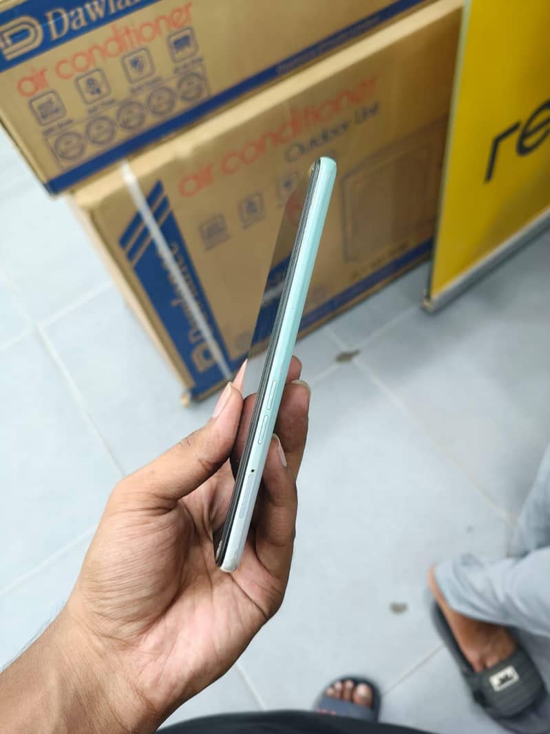 OPPO A52 3